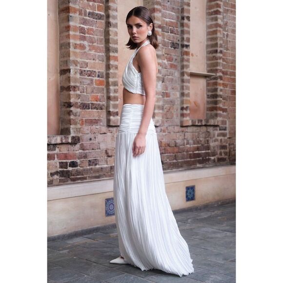 Sonya Moda Jolle Plissé halter Top &  Maxi skirt Set in White size S NWT - Picture 3 of 9